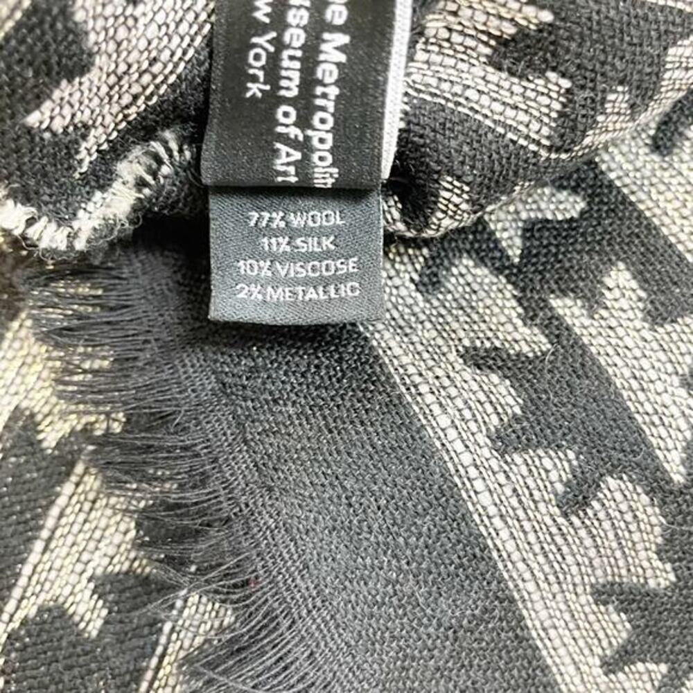 The Met Unisex Geometric Print Black Gray Wool Blend Oblong Scarf - Picture 5 of 6